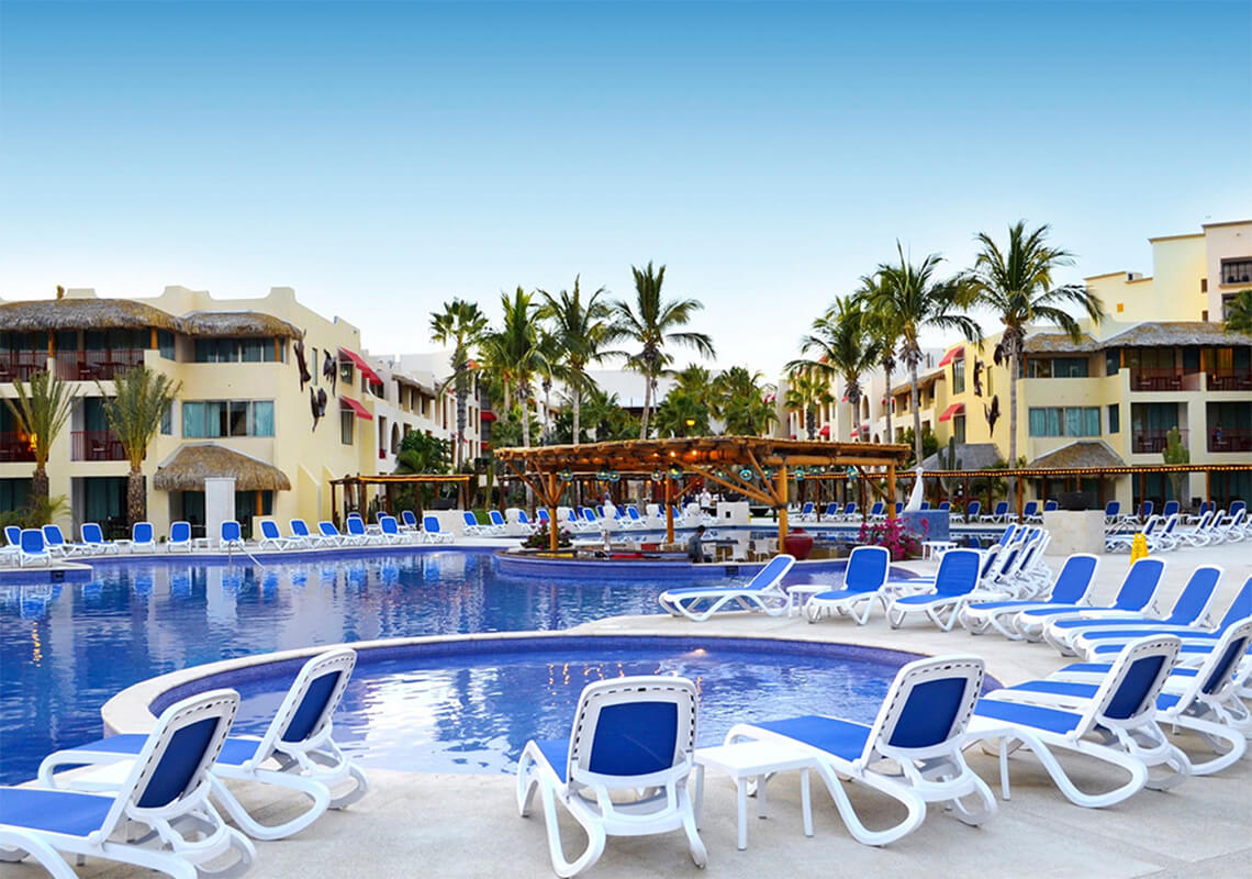 Los Cabos: Royal Decameron – Make It a Vacation
